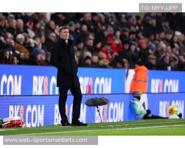 弗莱彻之子杰克在曼联U21比赛中被红牌罚下将面临两场停赛处罚 弗莱彻之子杰克在曼联U21比赛中被红牌罚下将面临两场停赛处罚